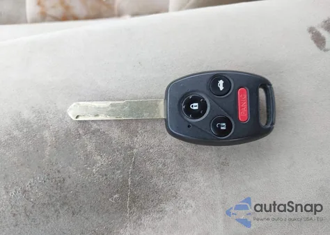 2004 Honda Accord 2.4 Lx z USA, uszkodzony, nr VIN 1HGCM56324A078314